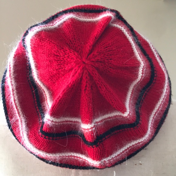 Hat - Picture 3 of 4